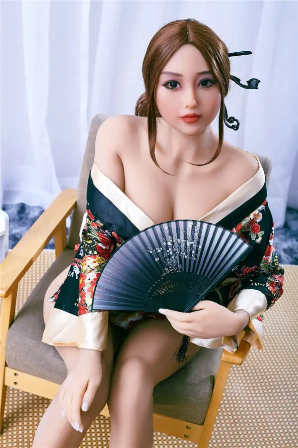 Saya 159cm – realistic sex doll