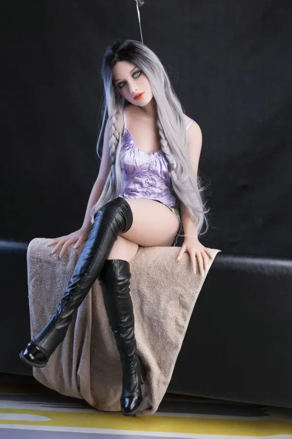 Lysandra 304 151cm – sex doll photo 2