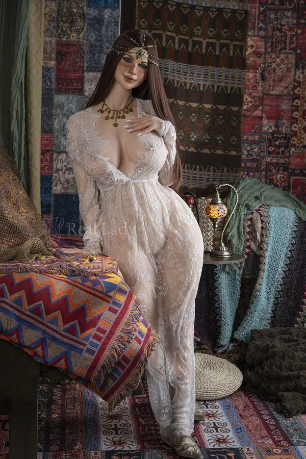 Ruby R2 168cm Silky Cream – realistic sex doll
